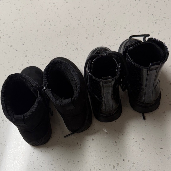 Black Boots Set - Picture 3 of 3